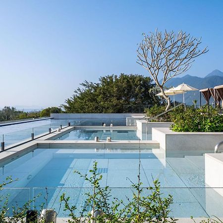 Lakeshore Hotel Hualien Taroko Shunan المظهر الخارجي الصورة The swimming pool at the hotel