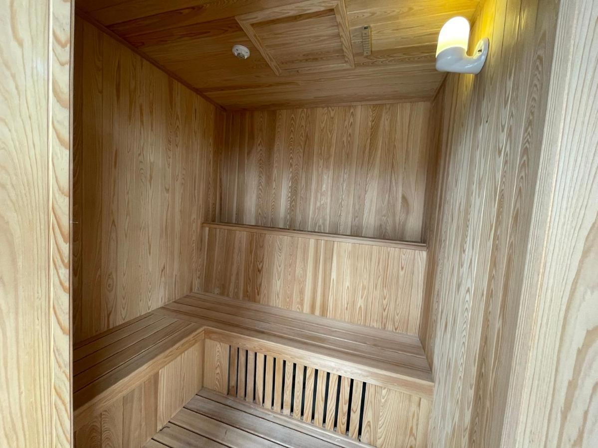 Lakeshore Hotel Hualien Taroko Shunan المظهر الخارجي الصورة A modern Finnish sauna