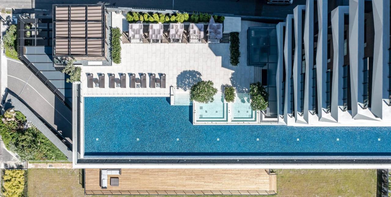 Lakeshore Hotel Hualien Taroko Shunan المظهر الخارجي الصورة The rooftop pool at the hotel