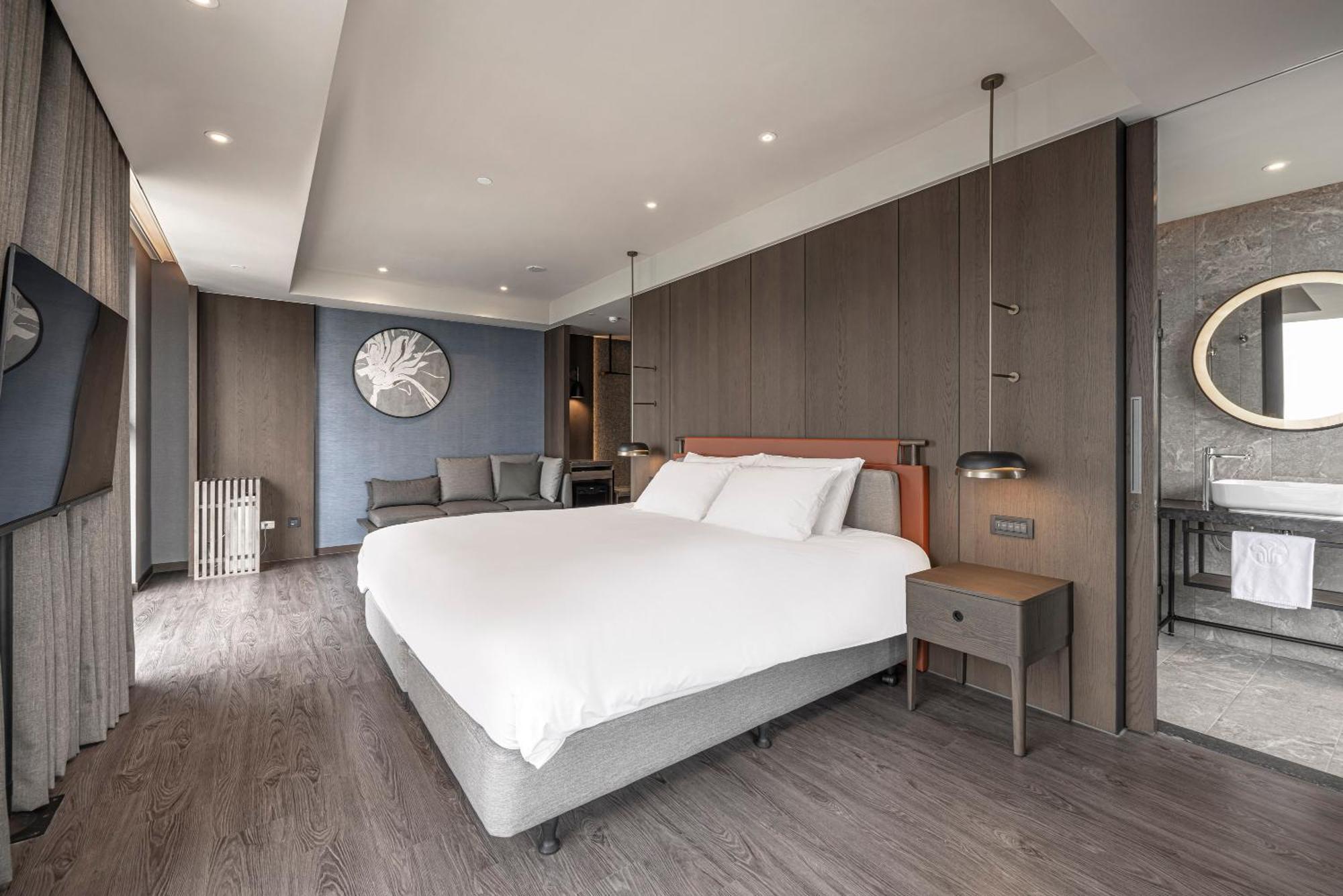Lakeshore Hotel Hualien Taroko Shunan الغرفة الصورة Deluxe Suite