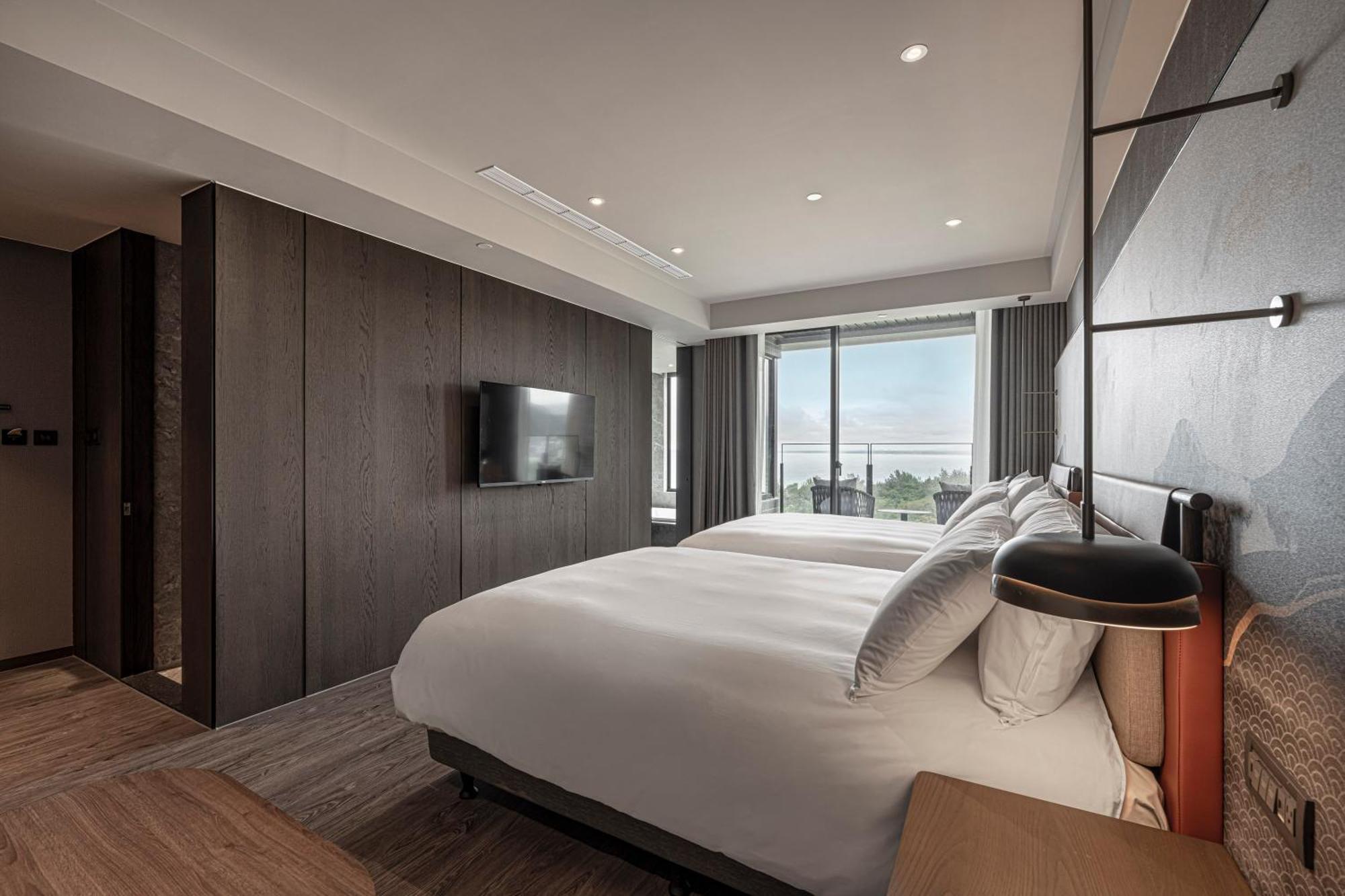 Lakeshore Hotel Hualien Taroko Shunan الغرفة الصورة Deluxe Room